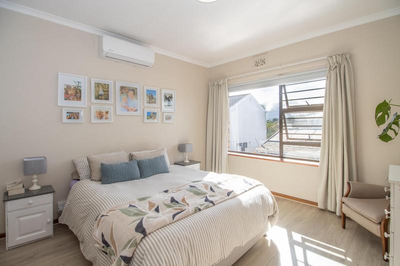 3 Bedroom Property for Sale in Heathfield Western Cape
